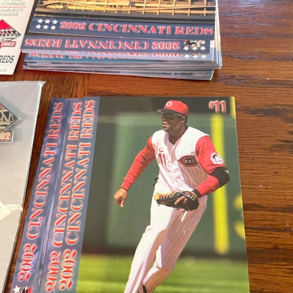 Cincinnati Reds 2002 Commemorative Set - Picture 4 of 4
